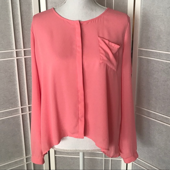 NWOT🌟Nordstrom Cross Back Button Down Blouse - Picture 7 of 7